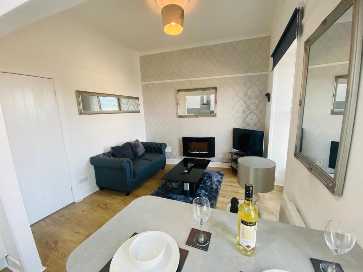 The Sleeping Lion - Dunoon Holiday Home Eksteriør bilde