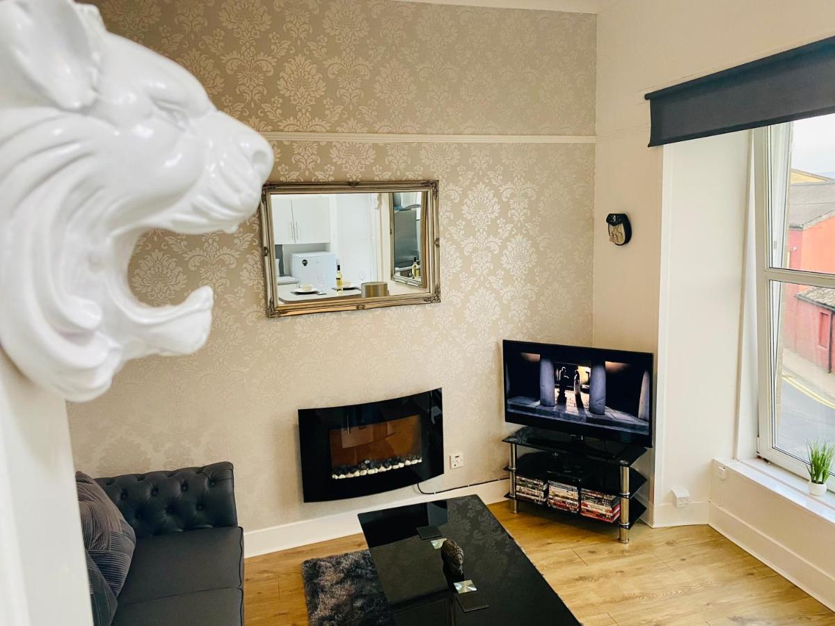The Sleeping Lion - Dunoon Holiday Home Eksteriør bilde